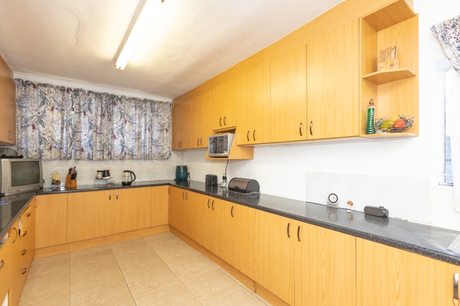 4 Bedroom Property for Sale in Ravensmead Western Cape